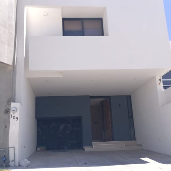 WhatsApp Image 2025-03-14 at 1.43.21 PM